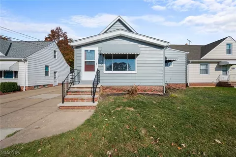 20755 N Vine Ave, Cleveland, OH 44119