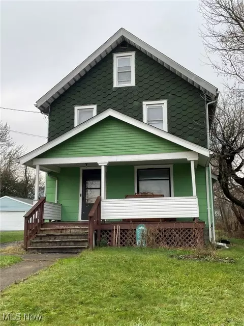 1587 Homewood Ave SE, Warren, OH 44484