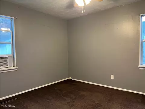 4877 Wake Robin Rd, Mentor, OH 44060 photo 5