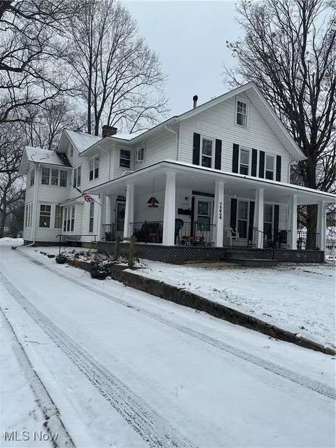 7224 Maple St, Mentor, OH 44060