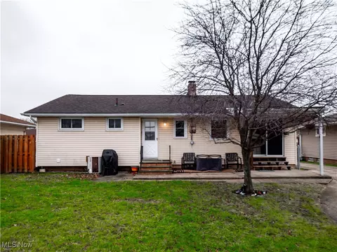 397 E Parkleigh Dr, Seven Hills, OH 44131 photo 28