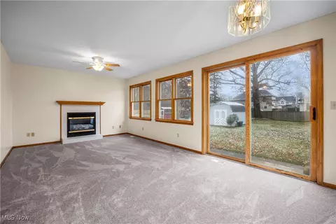 252 Miller Ct, Elyria, OH 44035 photo 16