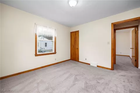 252 Miller Ct, Elyria, OH 44035 photo 9