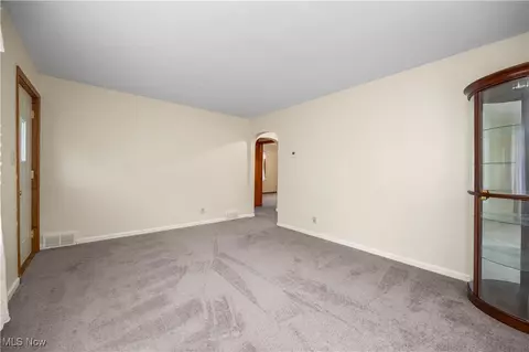 252 Miller Ct, Elyria, OH 44035 photo 5