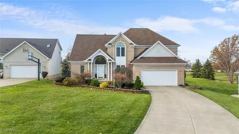 1878 Cedarhurst Dr, Wickliffe, OH 44092 photo 3