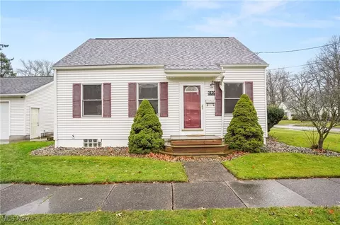 640 Hayes Ave, Cuyahoga Falls, OH 44221
