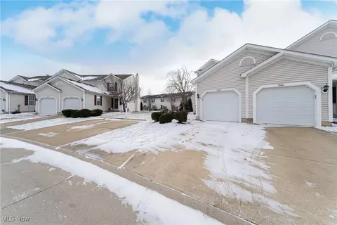 33459 Halle Ct #29F, Avon Lake, OH 44012