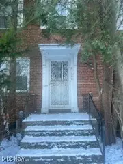 20706 Harvard Rd, Highland Hills, OH 44122