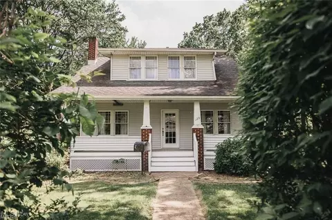 129 Catherine St, Youngstown, OH 44505
