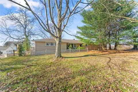 1230 Owsley Rd N, Mcdonald, OH 44437