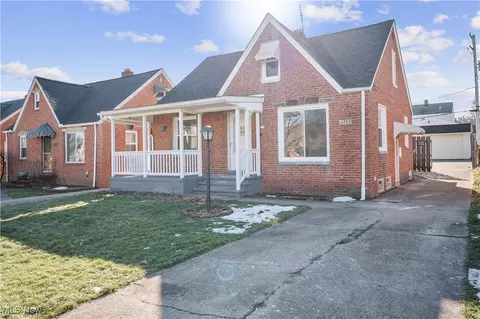 3407 Grovewood Ave, Parma, OH 44134