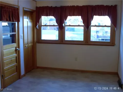59 W 10th St, Dresden, OH 43821 photo 9