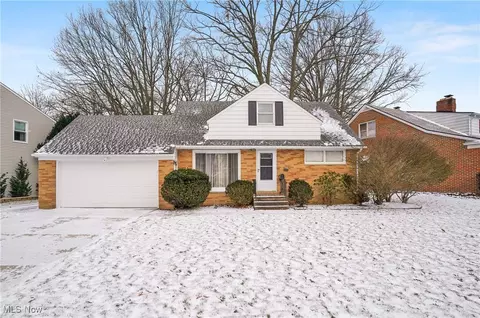 1741 Braeburn Park Dr, Euclid, OH 44117