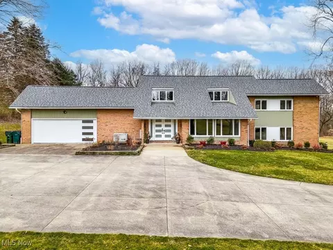 2150 Albertson, Cuyahoga Falls, OH 44223