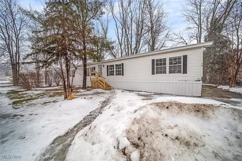 3583 Austin Rd #10, Geneva, OH 44041