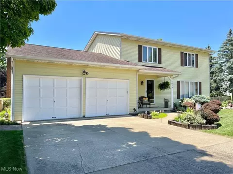205 Beth Dr, Seville, OH 44273