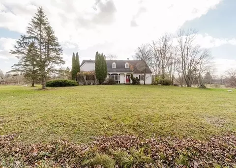 13241 County Line Rd, Chesterland, OH 44026