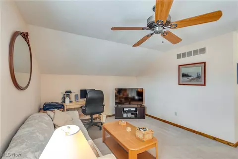 2706 Marsh Ave NW, Canton, OH 44708 photo 23