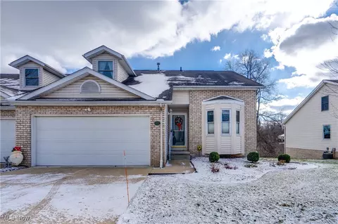 2706 Marsh Ave NW, Canton, OH 44708