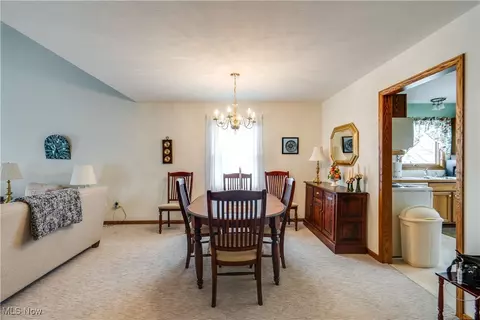 2706 Marsh Ave NW, Canton, OH 44708 photo 6