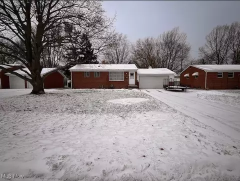 6386 Ambrose Dr, Mentor, OH 44060