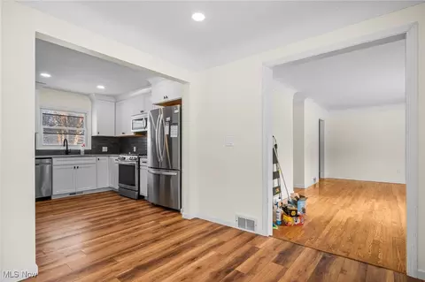 Entry Way - 34663 White Rd, Willoughby Hills, OH 44092 photo 1 of 1