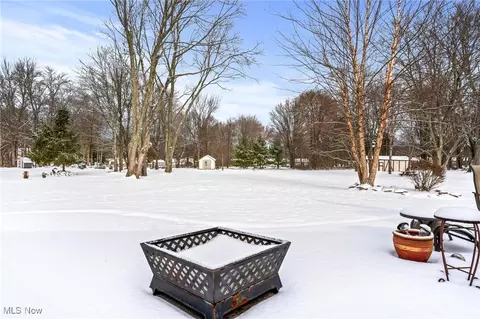 Exterior - 34663 White Rd, Willoughby Hills, OH 44092 photo 2 of 4