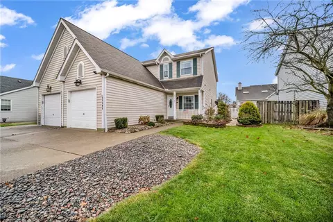 23285 Wainwright Ter, Olmsted Falls, OH 44138