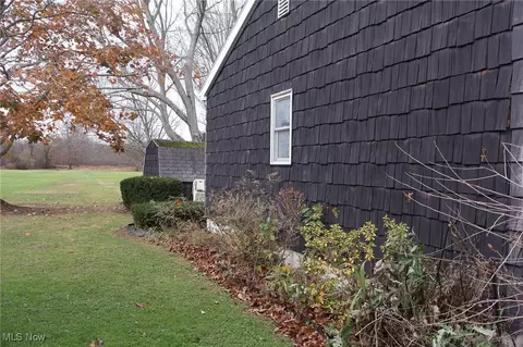 6637 Center Rd, Ashtabula, OH 44004 photo 7