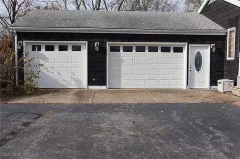 6637 Center Rd, Ashtabula, OH 44004 photo 3