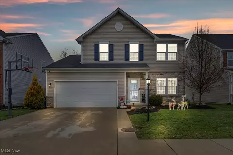 32032 Burnt Timber Trl, North Ridgeville, OH 44039