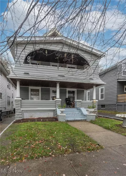 1333 W 59th St, Cleveland, OH 44102
