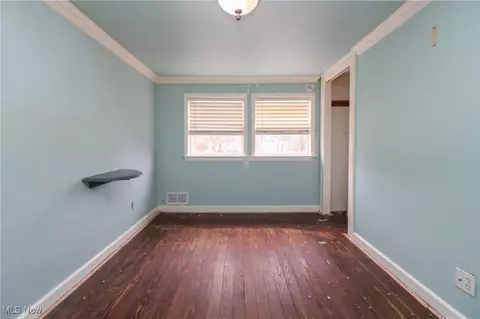 Bedroom - 244 Shields Rd, Youngstown, OH 44512 photo 5 of 9