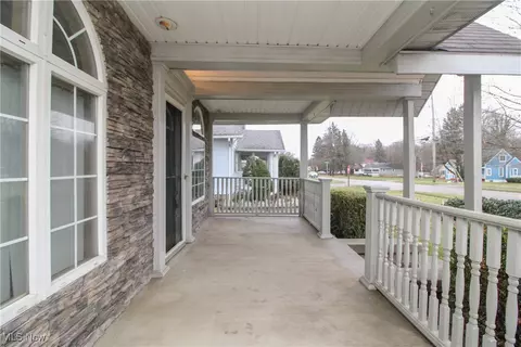 Exterior - 244 Shields Rd, Youngstown, OH 44512 photo 2 of 7