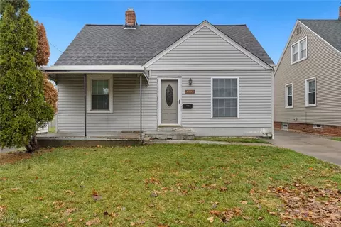 4327 W 56 St, Cleveland, OH 44144
