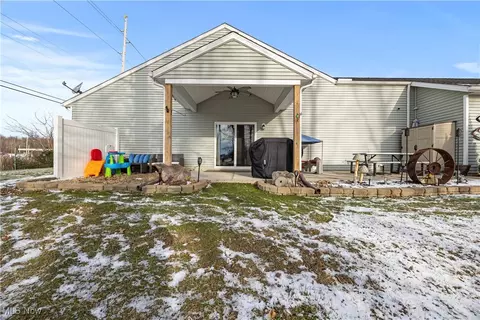 302 Deer Xing, Elyria, OH 44035 photo 6