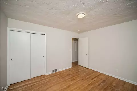 Bedroom - 139 Dilworth St, Elyria, OH 44035 photo 3 of 5