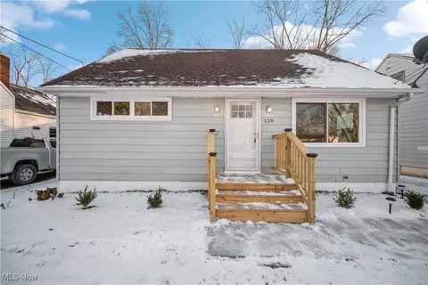 Exterior - 139 Dilworth St, Elyria, OH 44035 photo 1 of 2