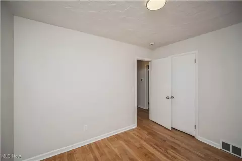 Bedroom - 139 Dilworth St, Elyria, OH 44035 photo 5 of 5