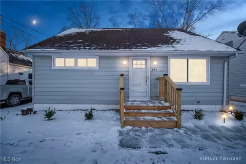 139 Dilworth St, Elyria, OH 44035