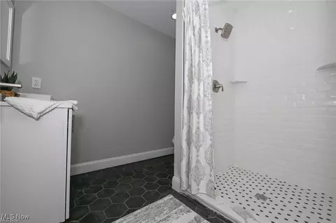 Bath - 7613 Jefferson Rd, Ashtabula, OH 44004 photo 8 of 9