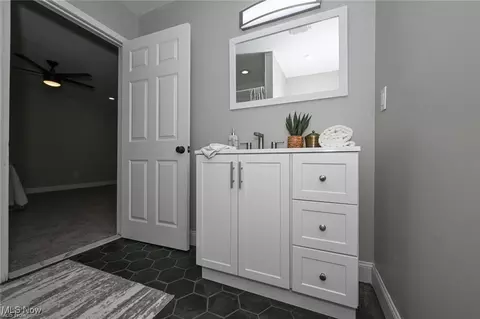 Bath - 7613 Jefferson Rd, Ashtabula, OH 44004 photo 7 of 9