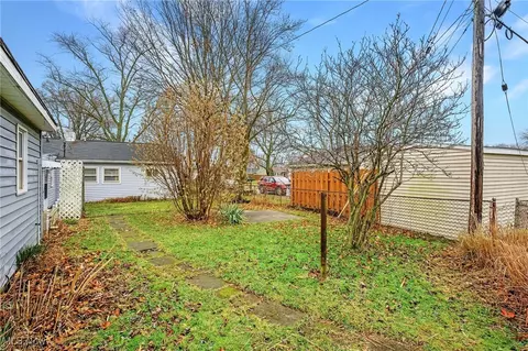 2714 Goble Dr, Lorain, OH 44055 photo 34