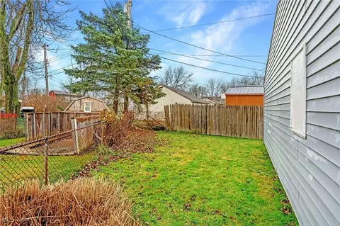 2714 Goble Dr, Lorain, OH 44055 photo 33