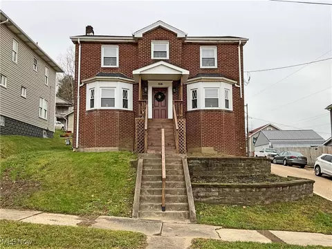 826 Gilbert Ave, Follansbee, WV 26037
