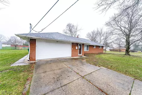 442 Cary Jay Blvd, Richmond Heights, OH 44143