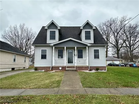 3318 Victory Ave, Lorain, OH 44055