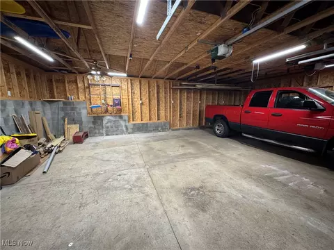 145 E Mohawk Dr, Malvern, OH 44644 photo 19
