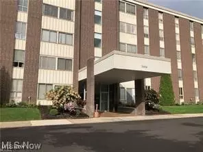 3064 Kent Rd #208, Stow, OH 44224