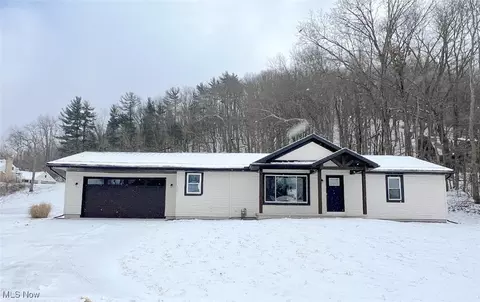151 Unger St, Gnadenhutten, OH 44629